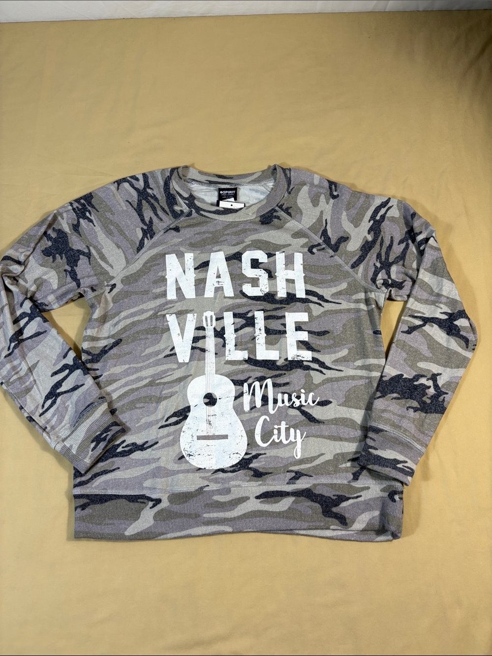 NWT Spirit Brand Nashville Music City Guitar Camouflage Crewneck Sweatshirt Med.